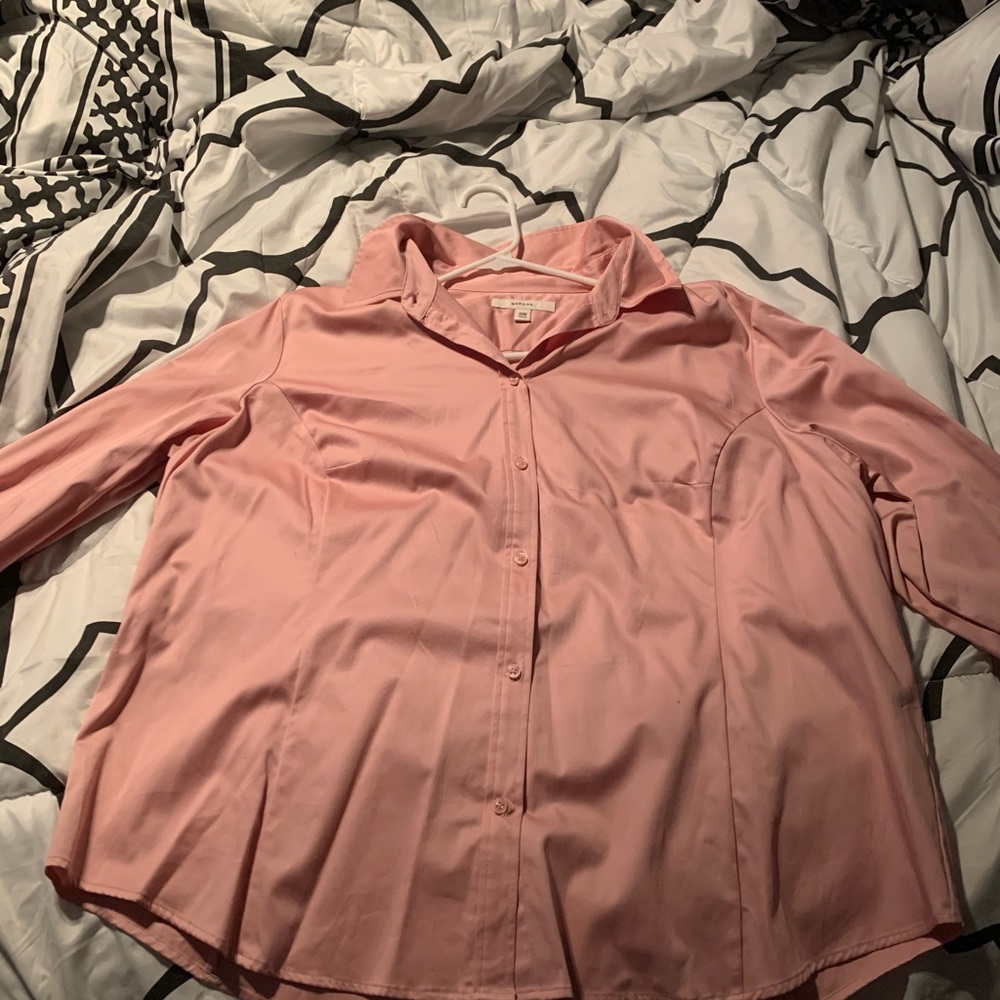 Plus size pink collared button down